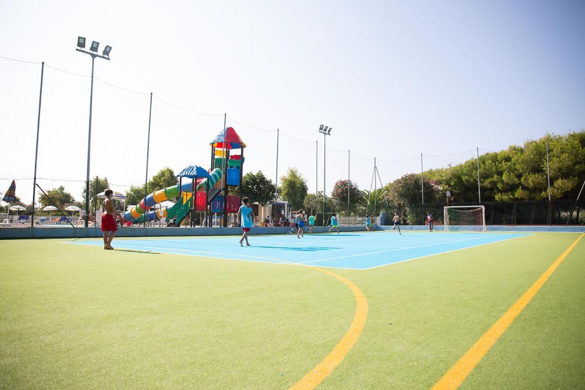 Village & Camping La Foce ヴァッレドーリア エクステリア 写真
